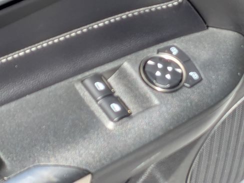 Used 2021 Ford Mustang Shelby GT500 w/ Carbon Fiber Track Pack RWD image 13
