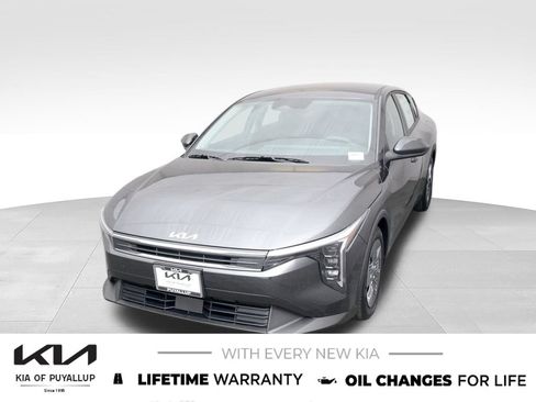New 2026 Kia K4 FWD image 1