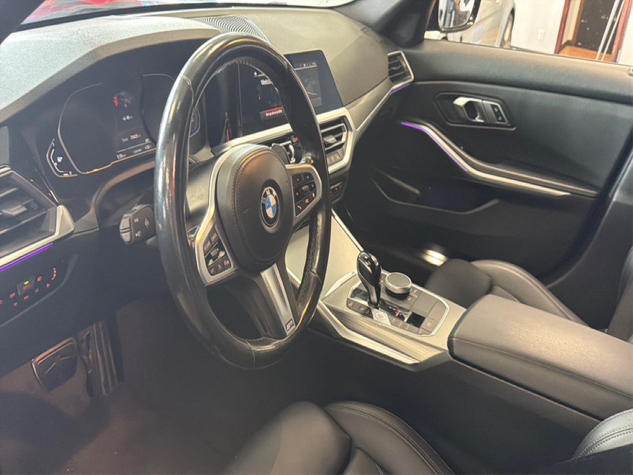 Used 2022 BMW 330i Sedan w/ M Sport Package RWD image 22