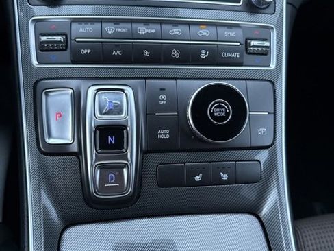 Used 2023 Hyundai Santa Fe SEL image 20