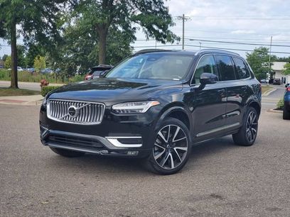 Used 2023 Volvo XC90 B5 Plus w/ Protection Package Premier