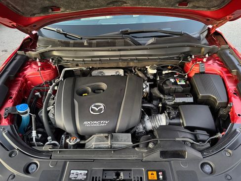 Used 2019 MAZDA CX-5 Touring image 18