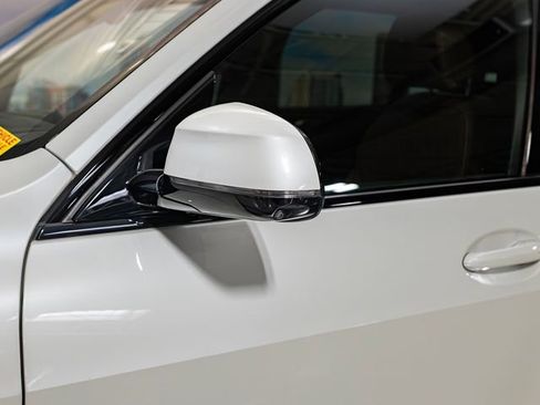 Certified 2024 BMW X7 xDrive40i w/ Executive Package image 10