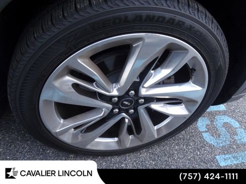 Used 2018 Lincoln MKX Black Label w/ Driver Assistance Package AWD/4WD image 20