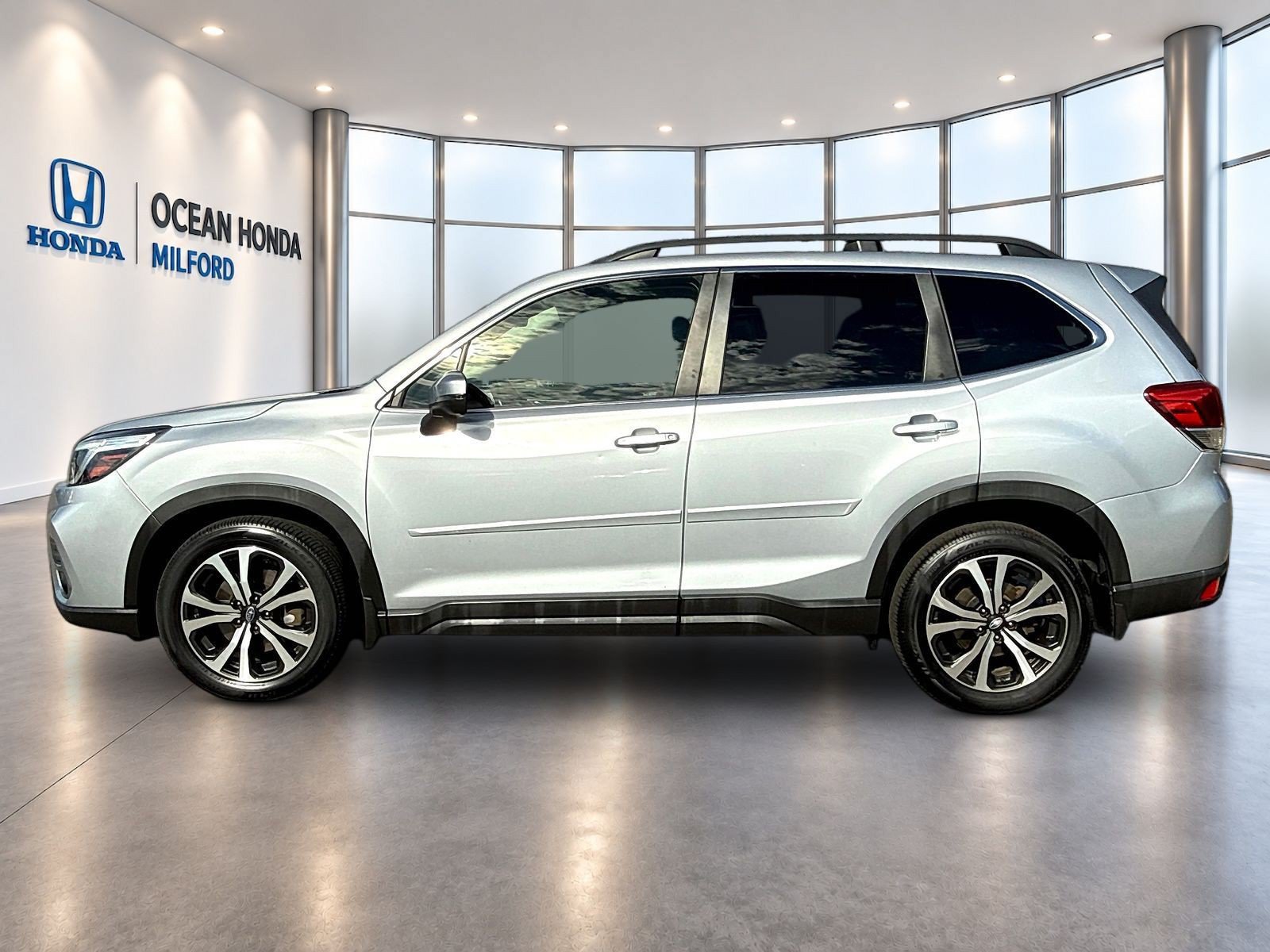 Used 2020 Subaru Forester Limited AWD/4WD image 9