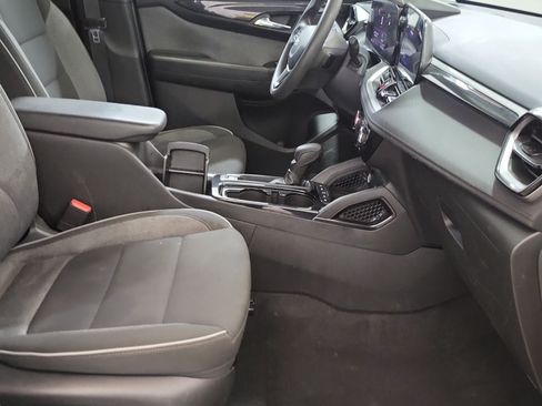Used 2026 Chevrolet TrailBlazer LT FWD image 11
