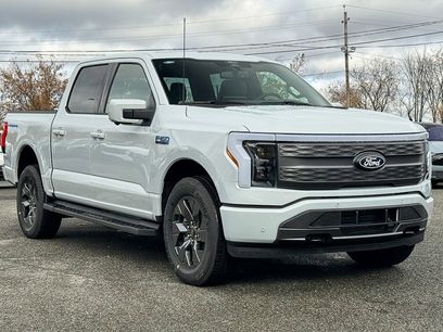 New 2025 Ford F150 Lightning Lariat