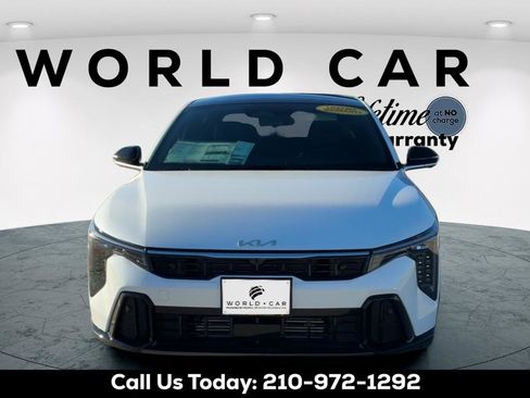 New 2025 Kia K4 GT-Line Turbo image 2
