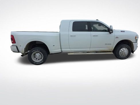 Used 2024 RAM 3500 Laramie w/ Safety Group image 57