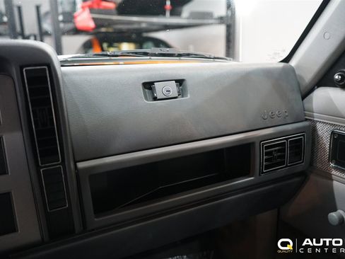 Used 1989 Jeep Cherokee Laredo image 39