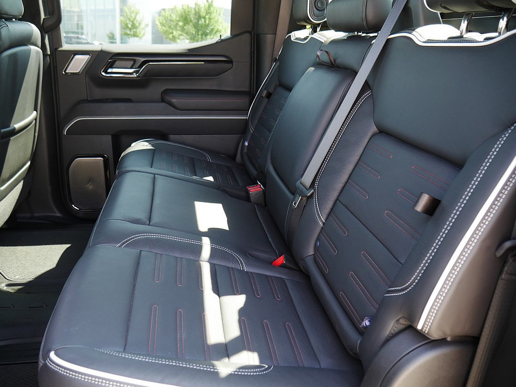 Used 2026 GMC Sierra 1500 AT4X AWD/4WD image 15