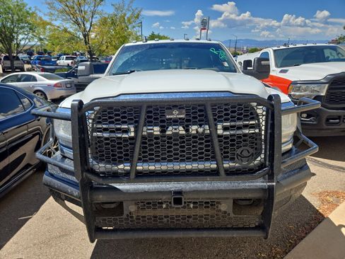 Used 2024 RAM 3500 Tradesman w/ Chrome Appearance Group AWD/4WD image 2