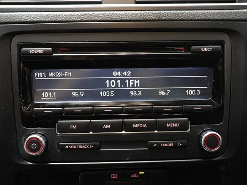 Used 2012 Volkswagen Jetta S FWD image 9