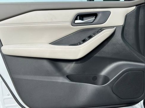 New 2026 Nissan Rogue SV image 14