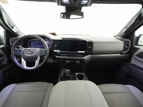 Used 2023 GMC Sierra 1500 SLT w/ SLT Premium Plus Package image 5