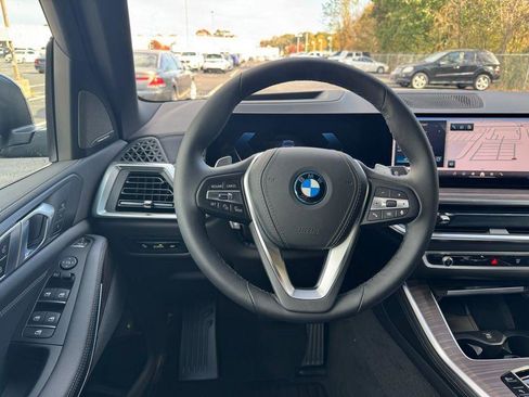 New 2026 BMW X5 xDrive50e w/ Executive Package AWD/4WD image 16
