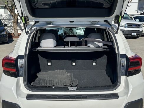 Used 2020 Subaru Crosstrek 2.0i Premium AWD/4WD image 21