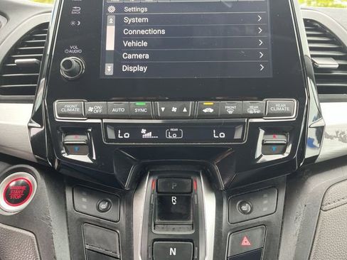 Used 2018 Honda Odyssey EX-L image 19