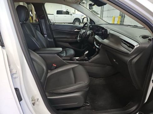 Used 2024 Buick Encore GX Sport Touring w/ Comfort Package image 10