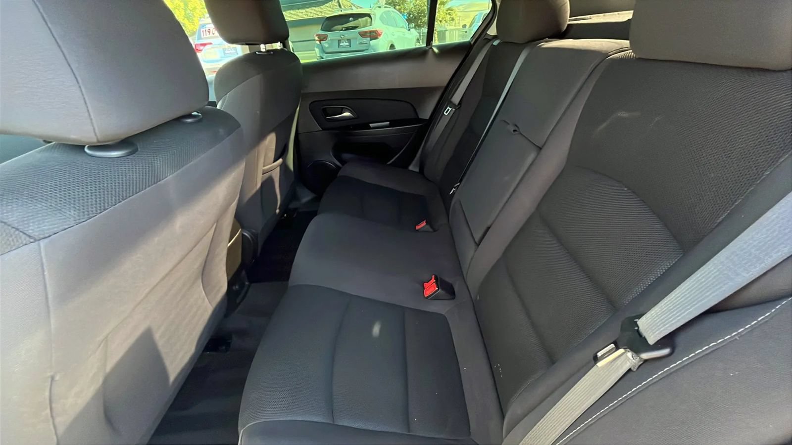 Used 2016 Chevrolet Cruze LT FWD image 15