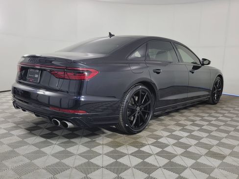 Used 2024 Audi S8 4.0T image 6