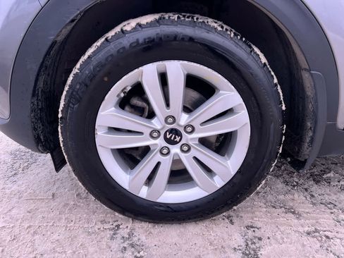 Used 2018 Kia Sportage LX image 10