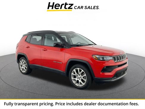 Used 2025 Jeep Compass Limited AWD/4WD image 1
