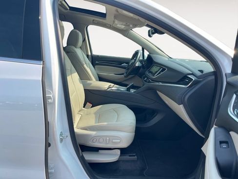 Used 2020 Buick Enclave Premium w/ Sun and Sites Package FWD image 15