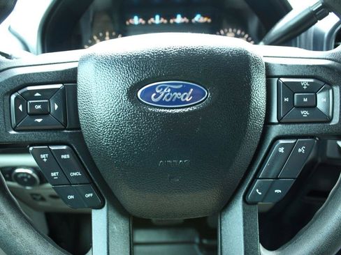 Used 2016 Ford F150 XL w/ Equipment Group 101A Mid RWD image 25