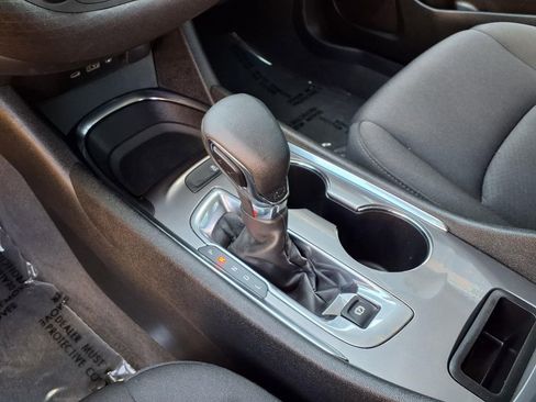 Used 2023 Chevrolet Malibu LT FWD image 21