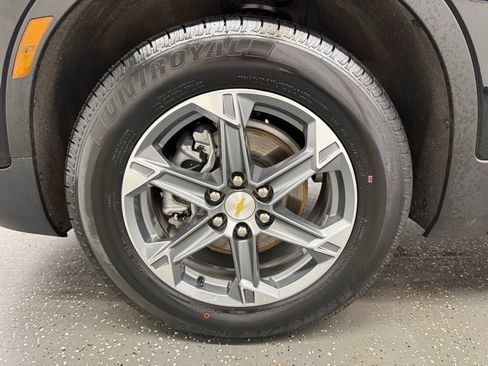 Used 2025 Chevrolet Blazer LT image 18