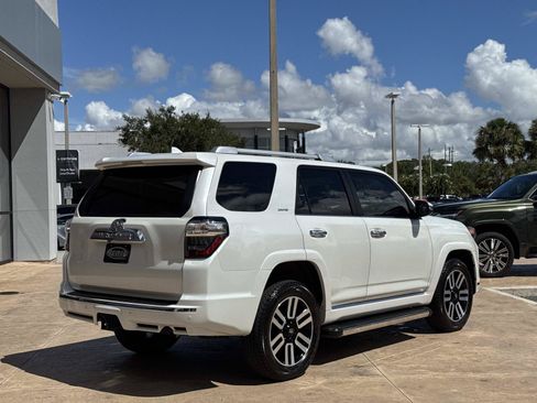 Used 2024 Toyota 4Runner Limited AWD/4WD image 3