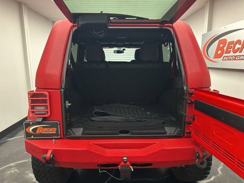 Used 2015 Jeep Wrangler Unlimited Sport w/ Quick Order Package 24S image 24