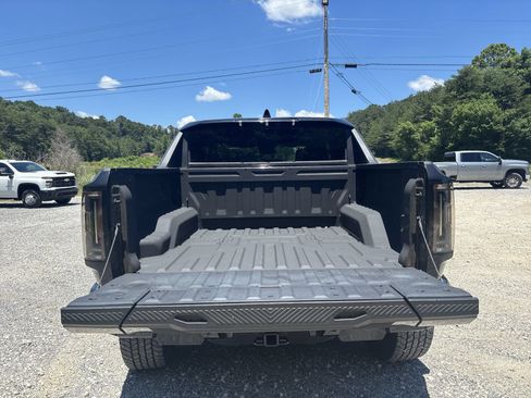 Used 2025 GMC Hummer EV 2X AWD/4WD image 25