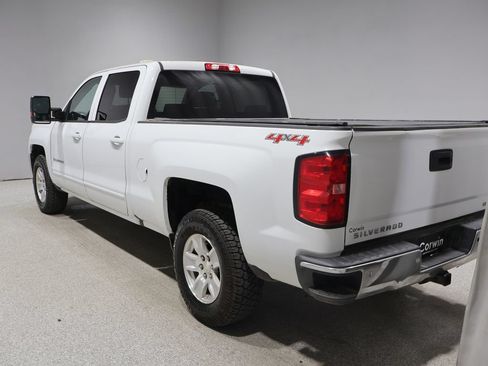 Used 2017 Chevrolet Silverado 1500 LT w/ LT Fleet Convenience Package AWD/4WD image 6