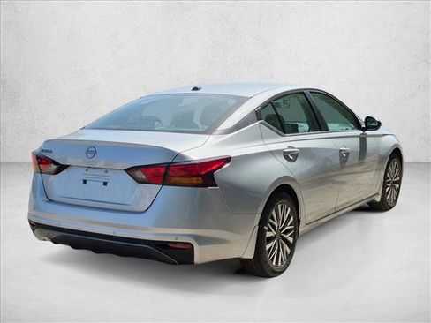 New 2026 Nissan Altima 2.5 SV FWD image 2