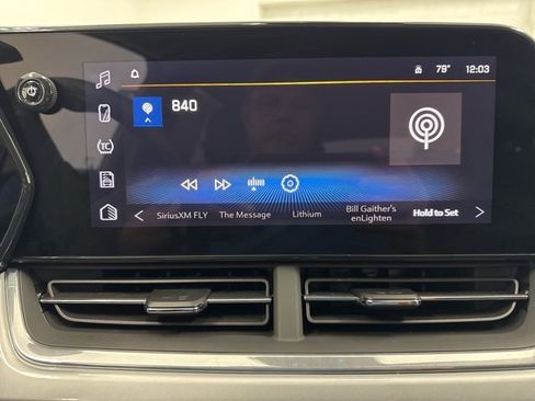 Used 2024 Chevrolet Trax LT image 15