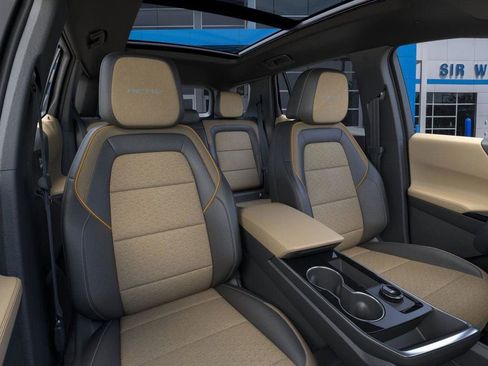 New 2026 Chevrolet Equinox ACTIV w/ Convenience Package III image 16