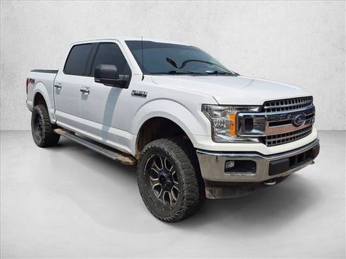 Used 2018 Ford F150 XLT w/ Equipment Group 302A Luxury AWD/4WD image 3