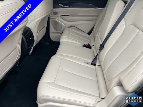 Certified 2024 Jeep Grand Cherokee L Limited w/ Luxury Tech Group II image 20