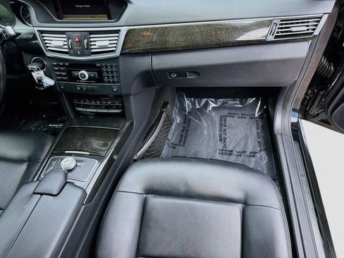 Used 2010 Mercedes-Benz E 350 Sedan image 16