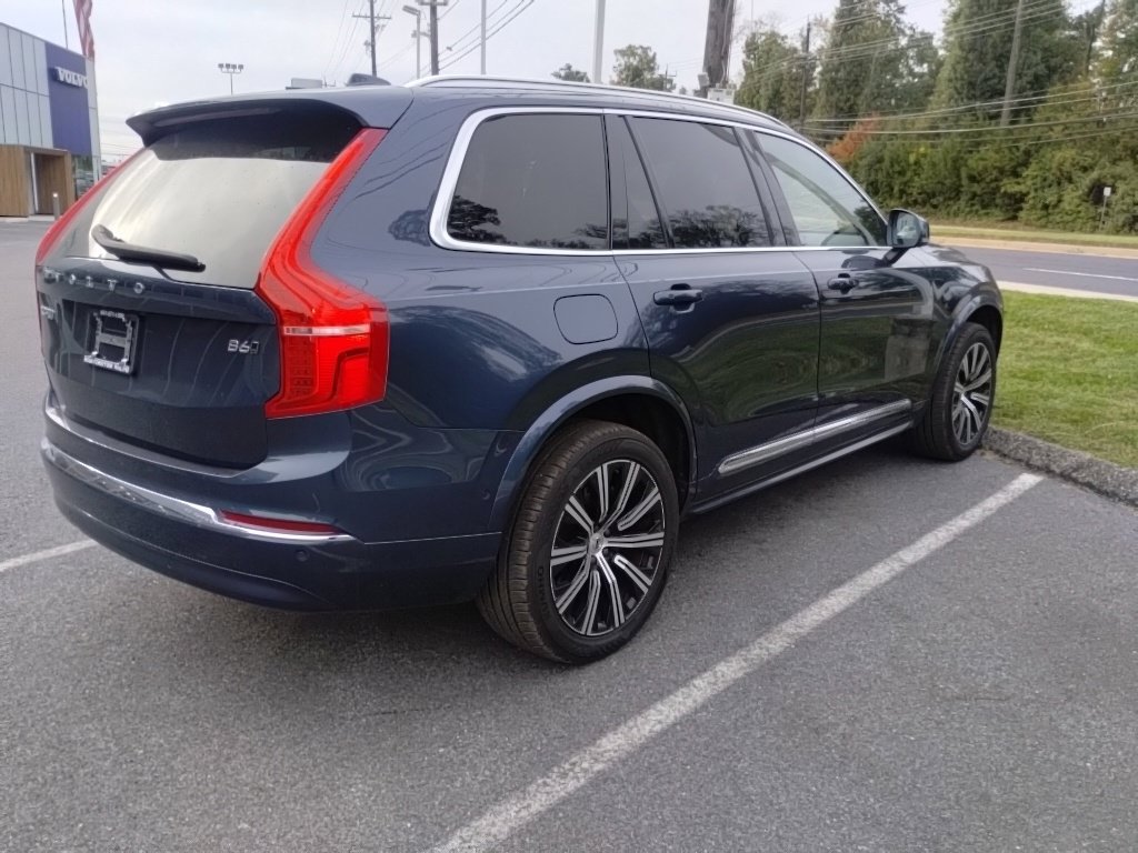 Used 2024 Volvo XC90 B6 Plus AWD/4WD image 4