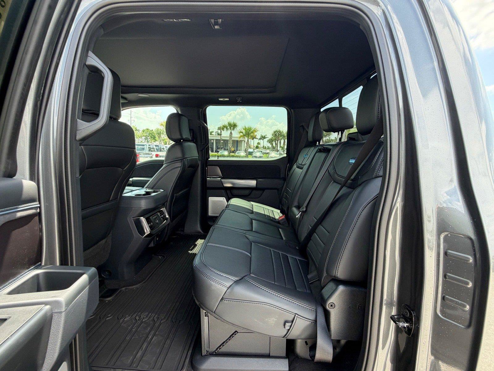 New 2026 Ford F350 Platinum w/ Tremor Off-Road Package AWD/4WD image 14
