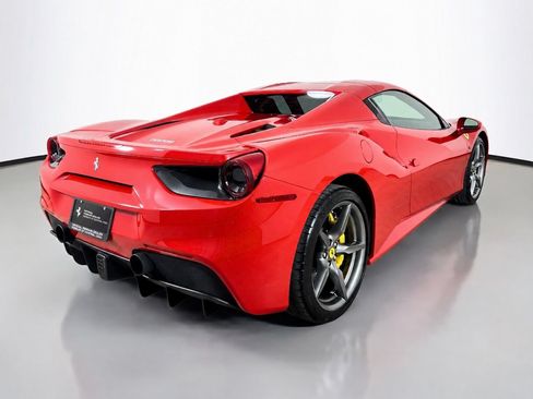 Used 2018 Ferrari 488 Spider RWD image 63