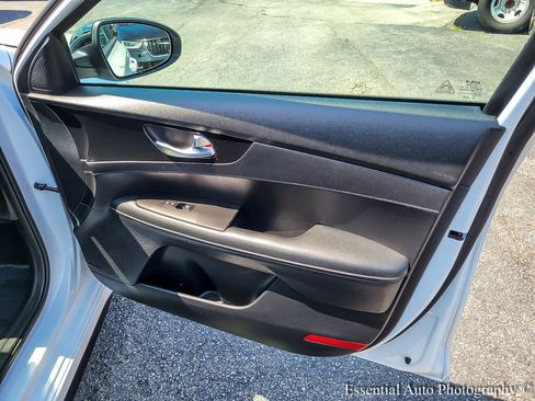 Used 2024 Kia Forte GT-Line w/ GT-Line Premium Package image 33