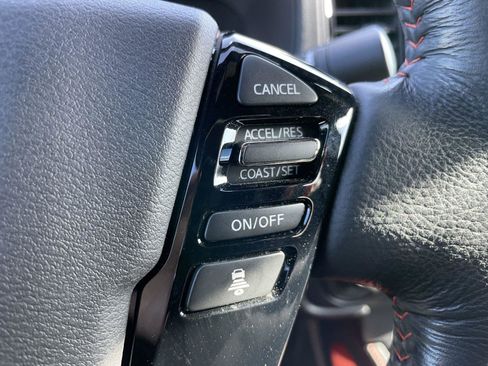 Used 2023 Nissan Frontier PRO-4X w/ Pro-4X Premium Package image 14