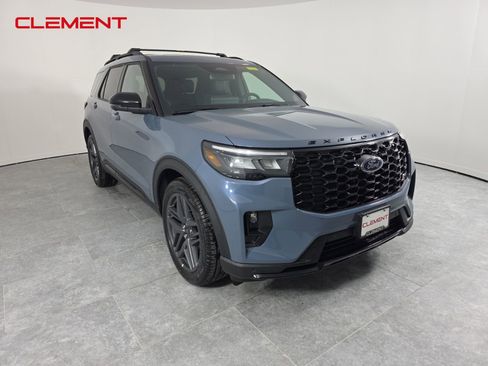 New 2026 Ford Explorer ST w/ Sun And Sound Package image 3