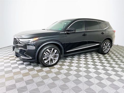 Used 2024 Acura MDX SH-AWD w/ Technology Package image 4