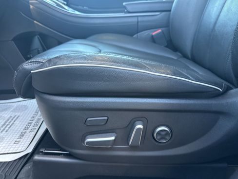 Used 2024 Hyundai Palisade Limited AWD/4WD image 11