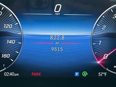 Used 2025 Mercedes-Benz GLA 250 image 32